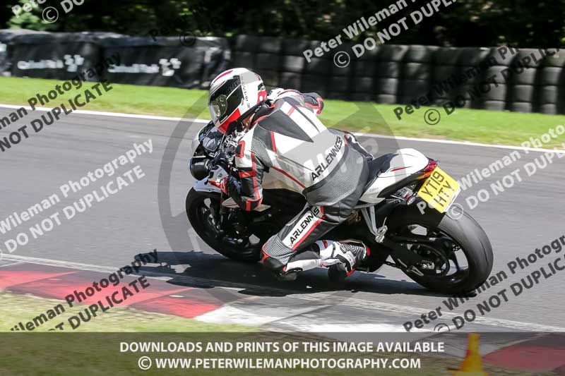 cadwell no limits trackday;cadwell park;cadwell park photographs;cadwell trackday photographs;enduro digital images;event digital images;eventdigitalimages;no limits trackdays;peter wileman photography;racing digital images;trackday digital images;trackday photos